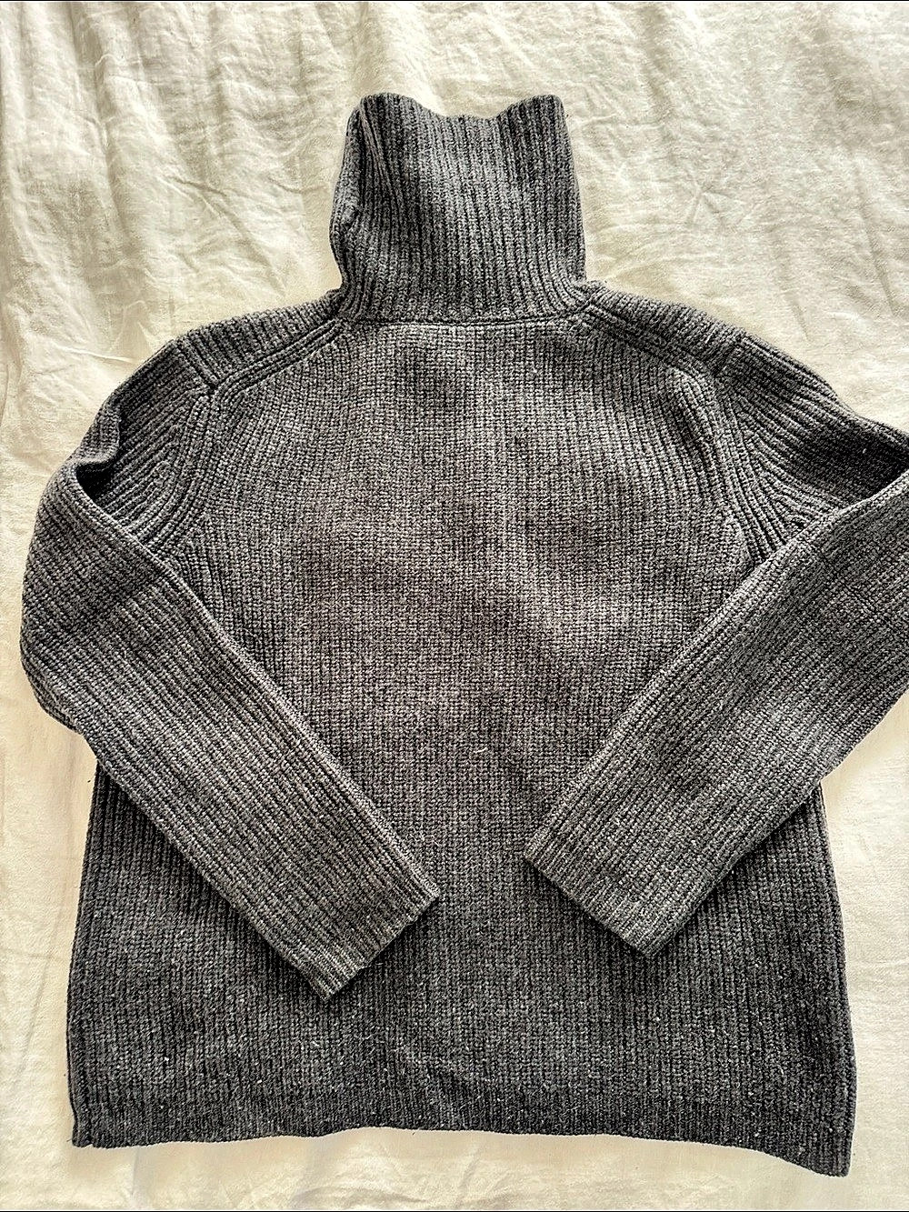 Jenni Kayne Cashmere Turtleneck Charcoal Sweater Like New